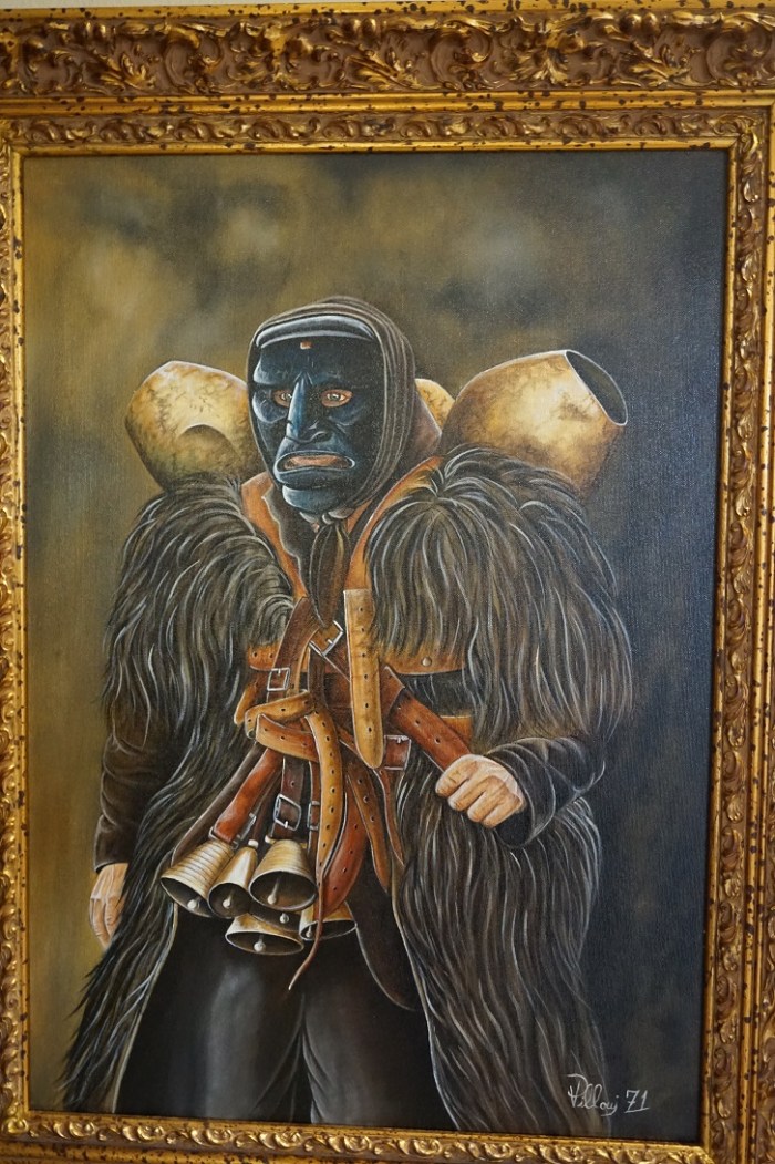 Mamuthone - bohater święta karnawału obchodzonego 16-17 stycznia w miasteczku Mamoiada leżącym w środkowej Sardynii